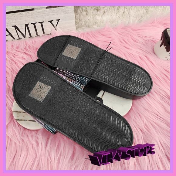 NWT {Juicy Couture} Crystal Logo Flip Flops: Glamorous Summer Stride Size 10 NWT - Picture 5 of 9